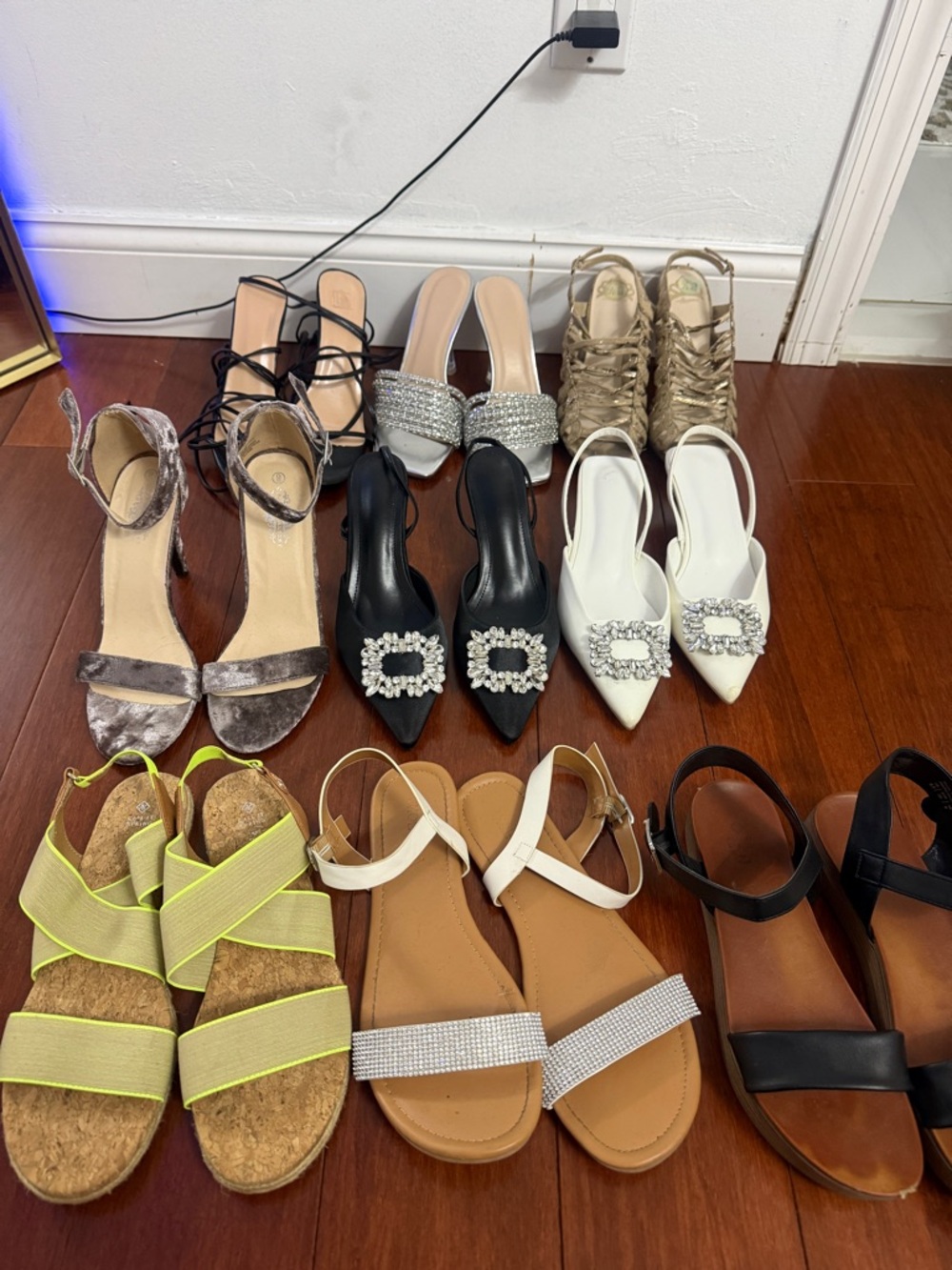 Women's shoes